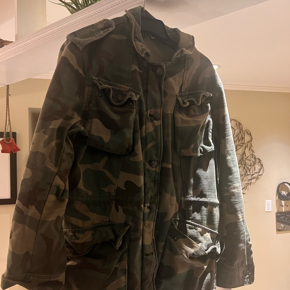 Never worn free people camo jacket size medium